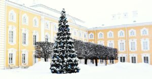 The Perfect Artificial Christmas Tree for Holiday Magic